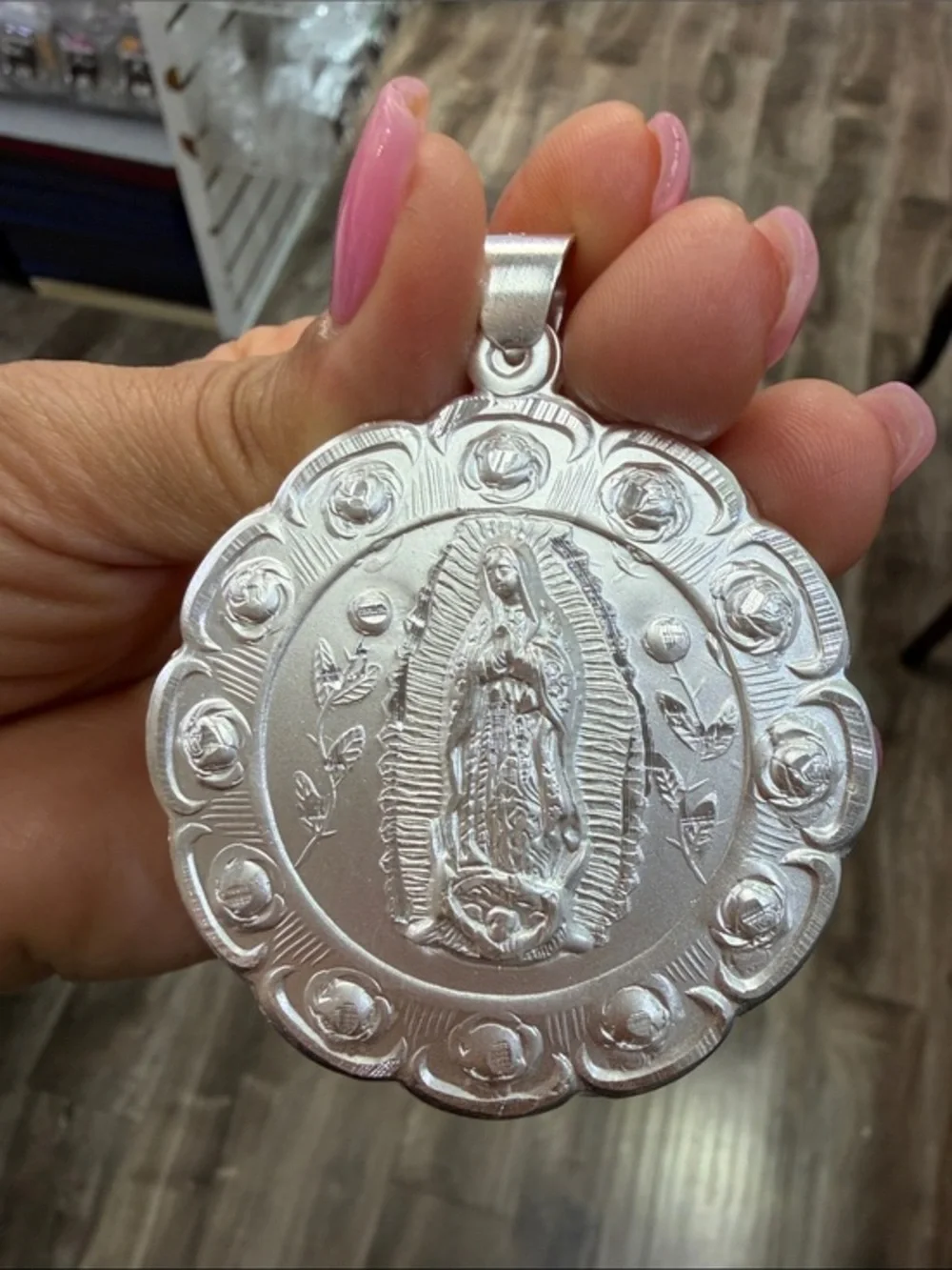New 925 Dolid Sterling Silver Sterling Silver Miraculous Virgin Mary Pendant 2”